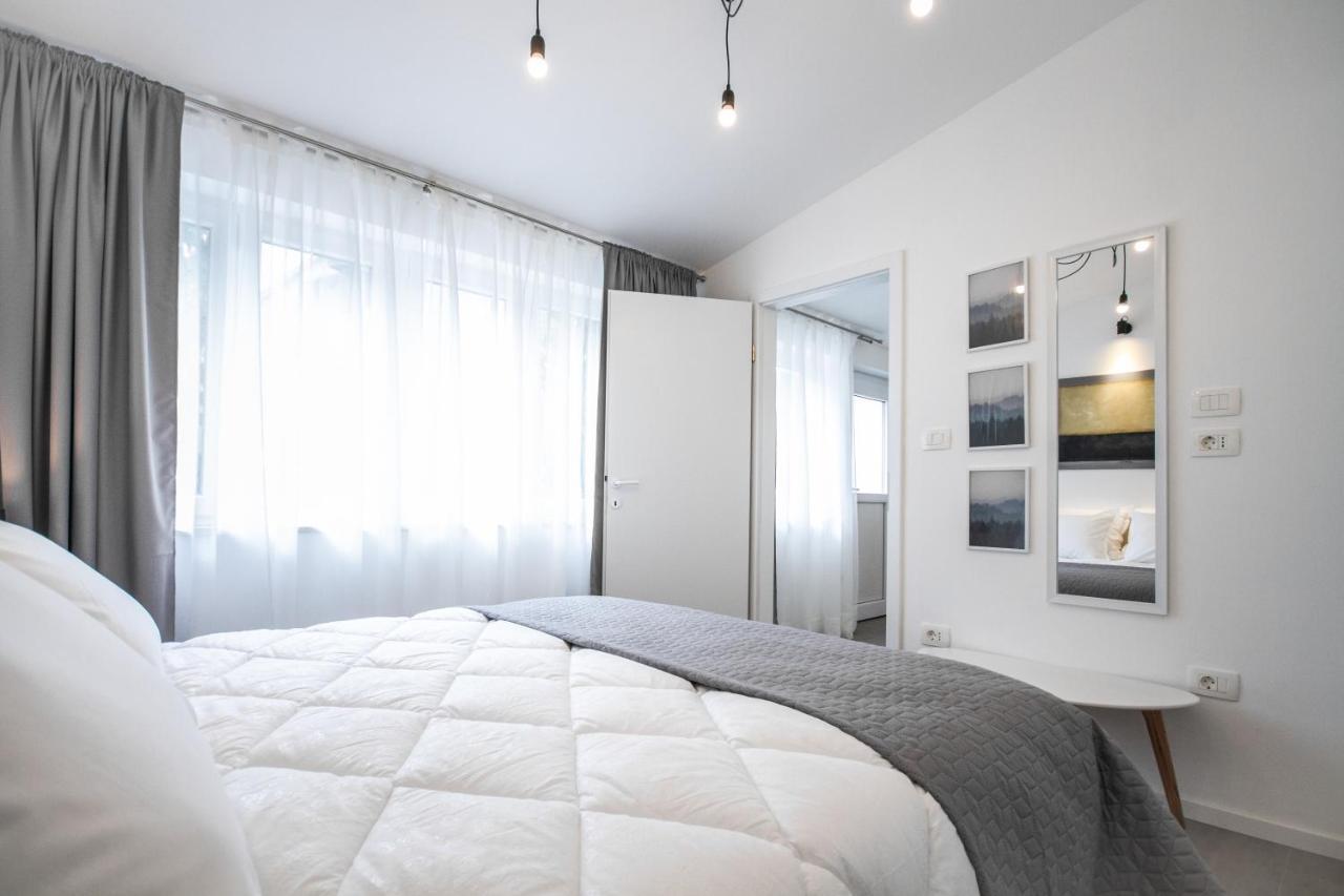 Apartment Denis Ровинь Экстерьер фото