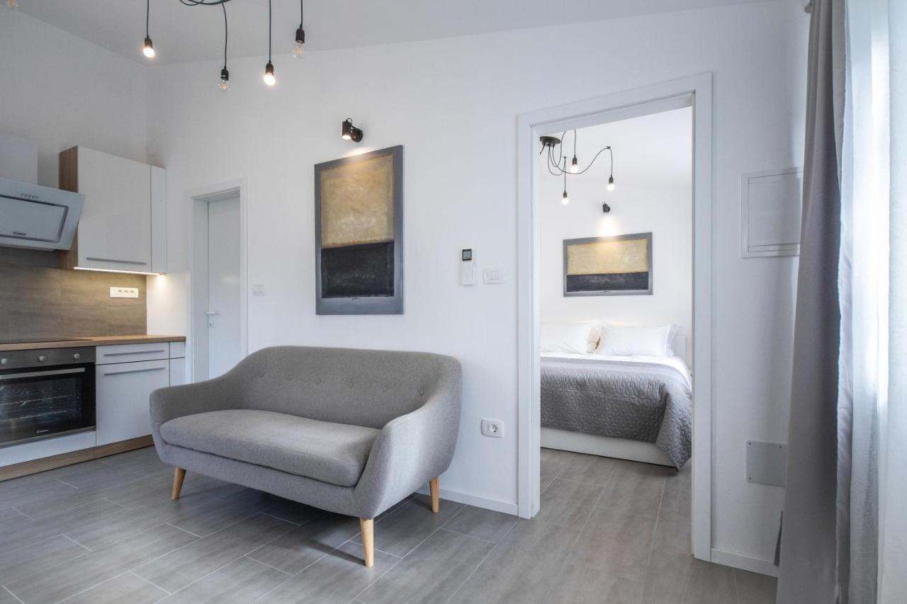 Apartment Denis Ровинь Экстерьер фото